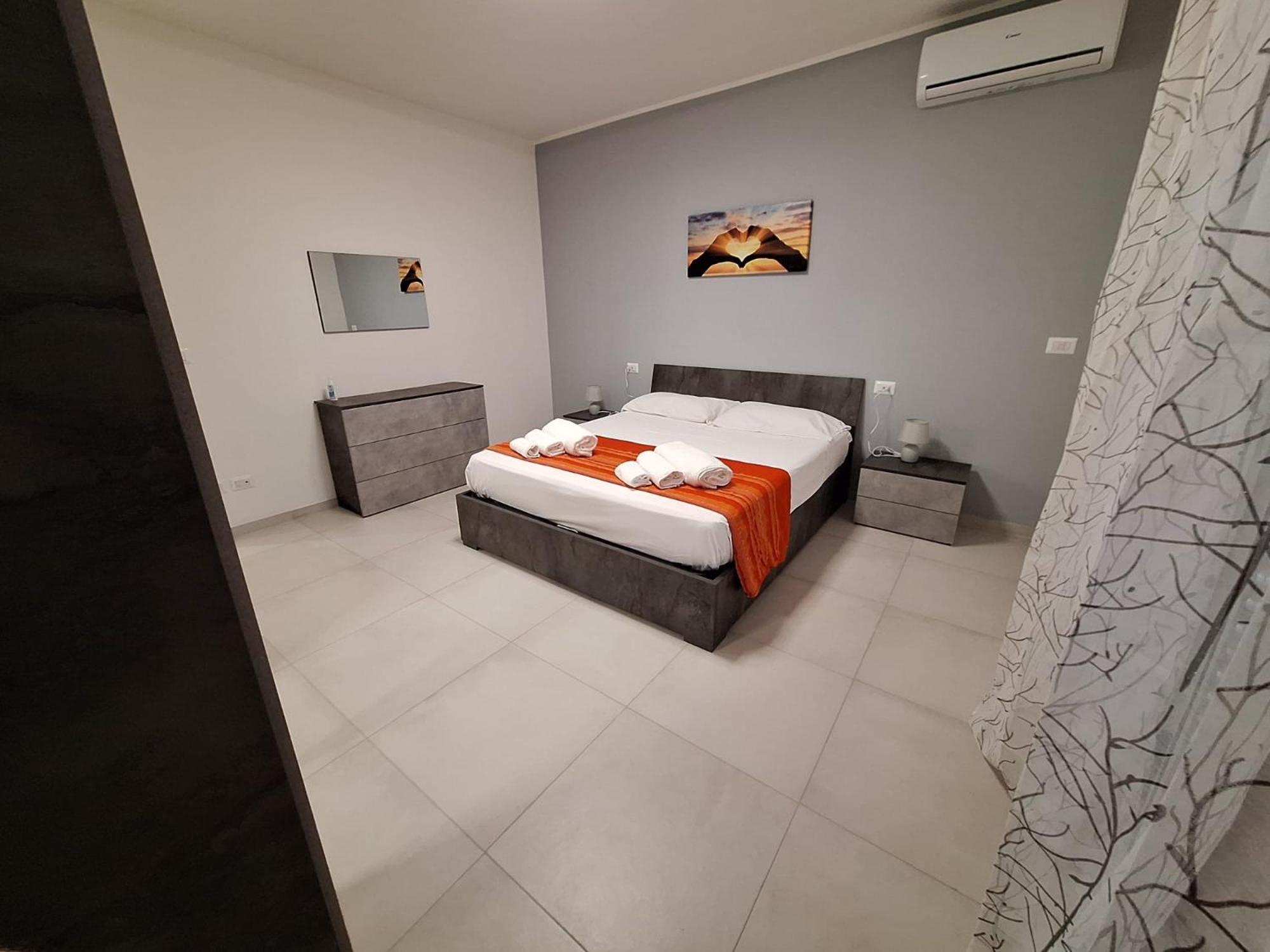 Desy Apartment Сиракузы Экстерьер фото